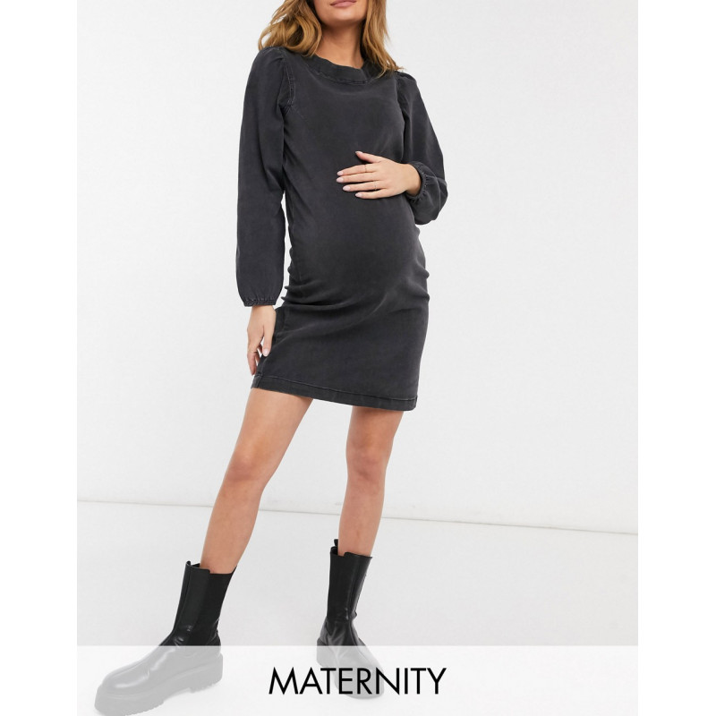 Mamalicious Maternity denim...