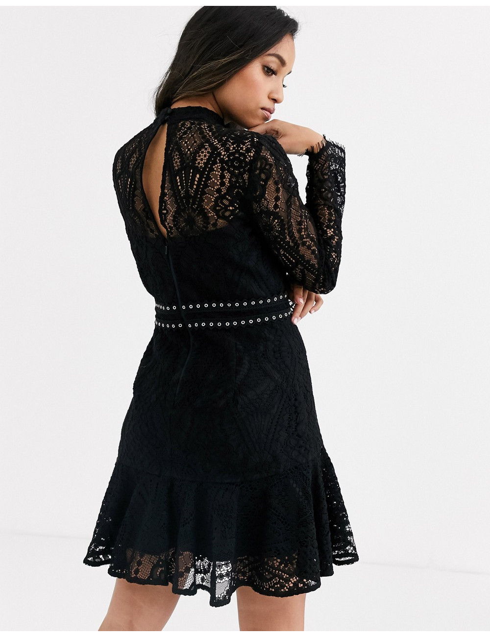 Forever New Petite lace...