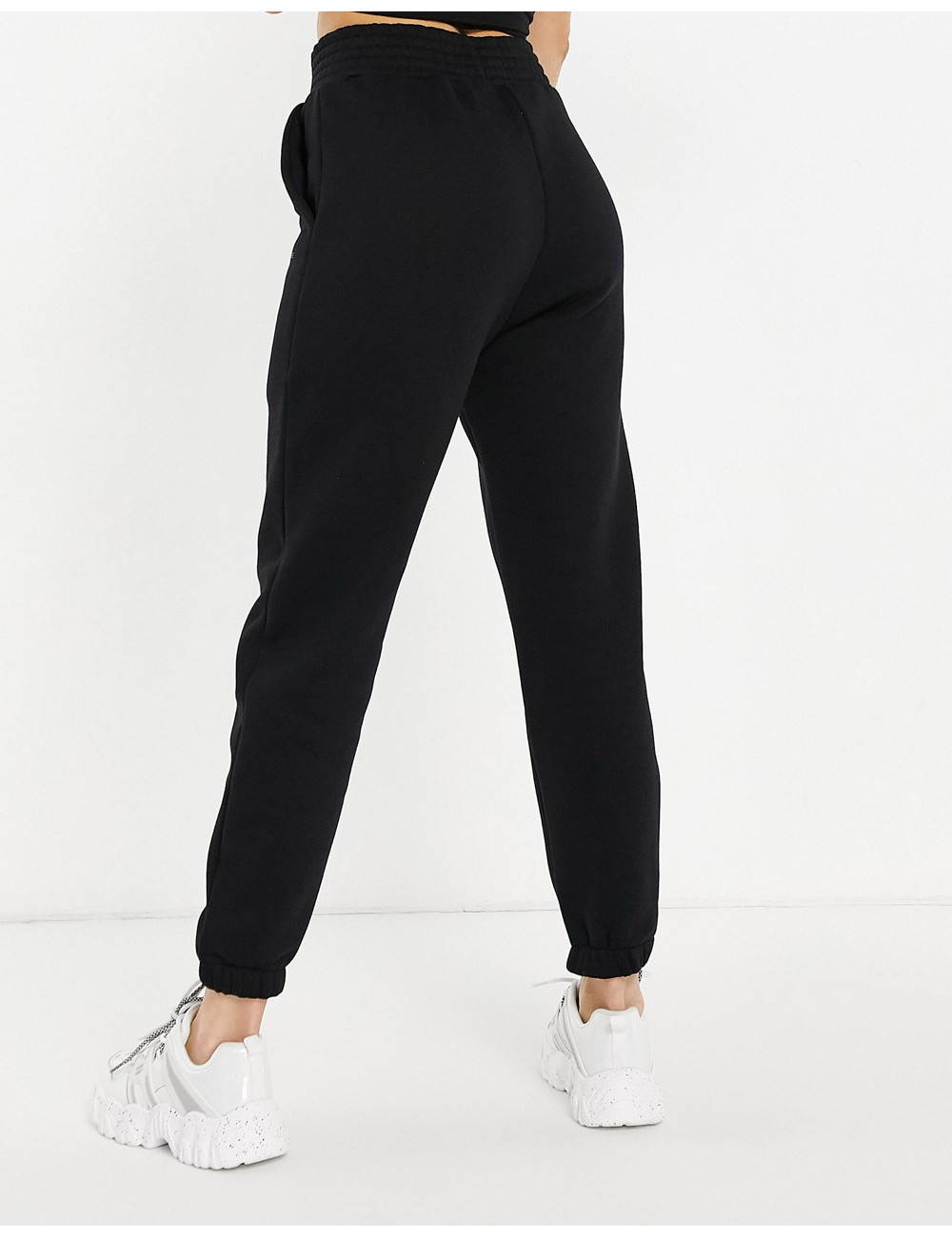 HIIT signature joggers in...