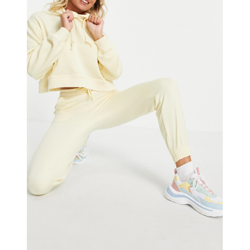 Pull&Bear co-ord jogger in...