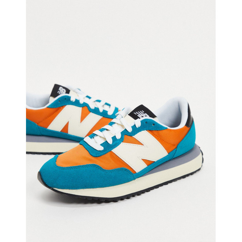 New Balance 237 trainers in...