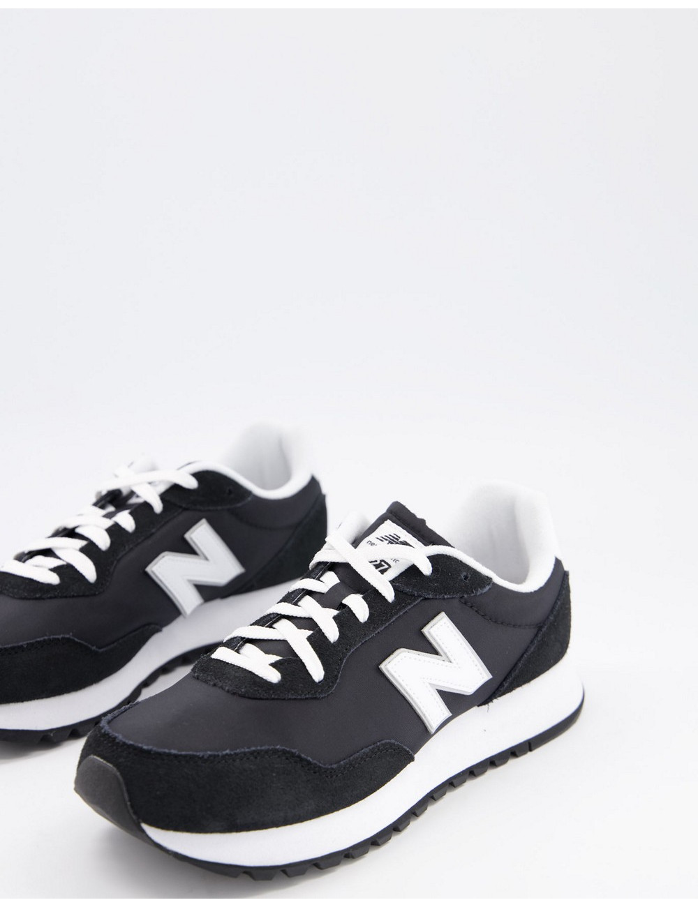 New Balance 527 trainers in...