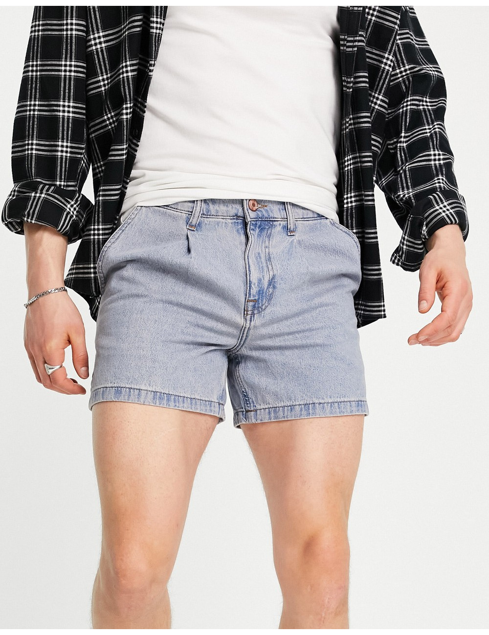ASOS DESIGN denim shorts in...