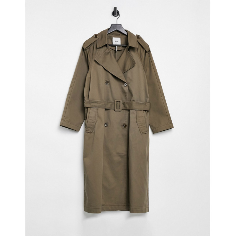 Object oversized trench...