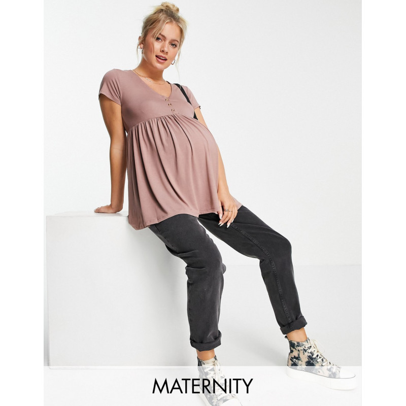 New Look Maternity button...