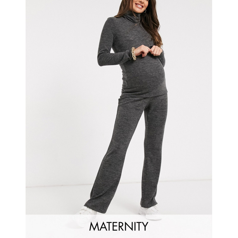 Pieces Maternity knitted...