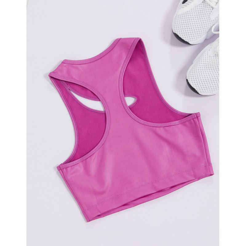 HIIT cut out tank in purple