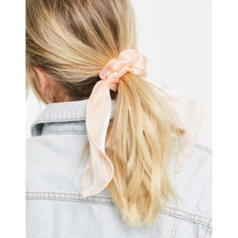 Pieces oversized bow...