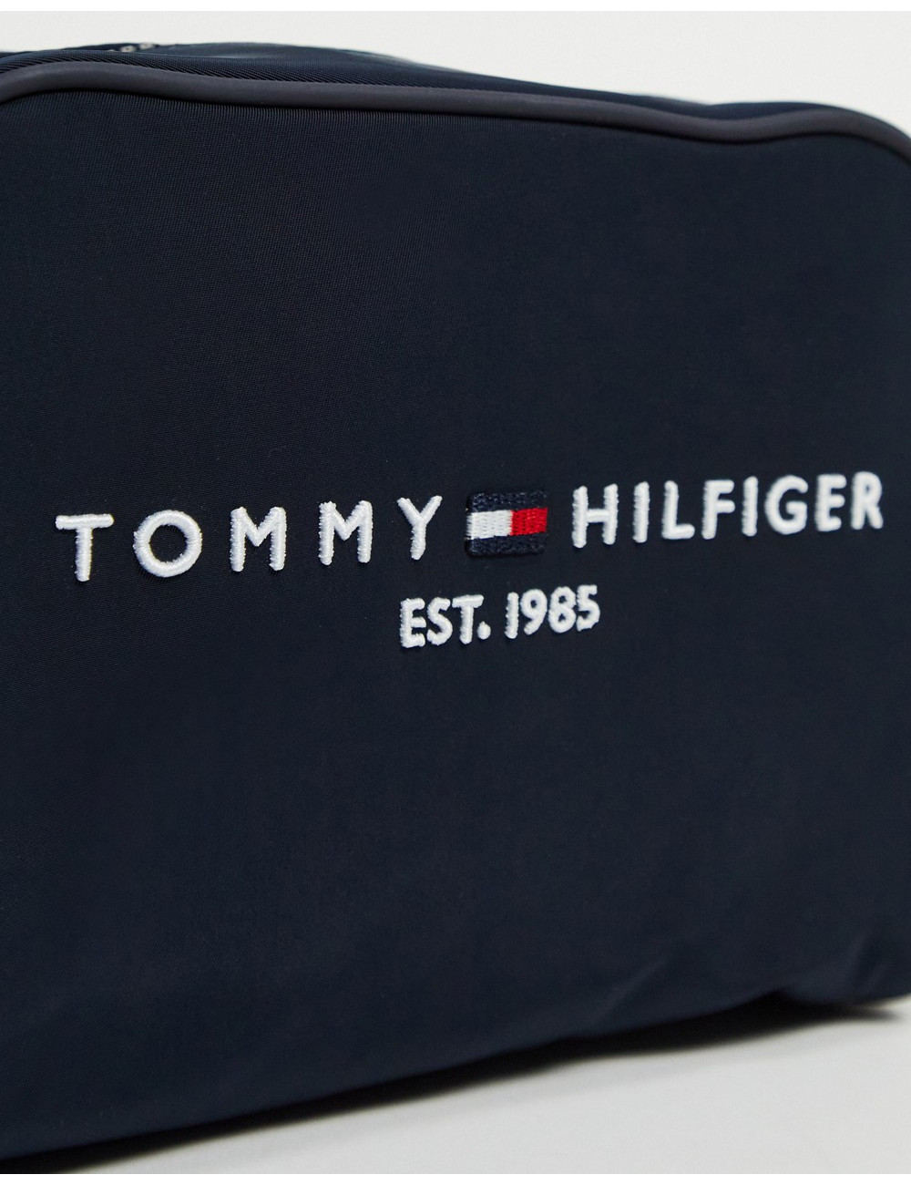 Tommy Hilfiger wash bag...