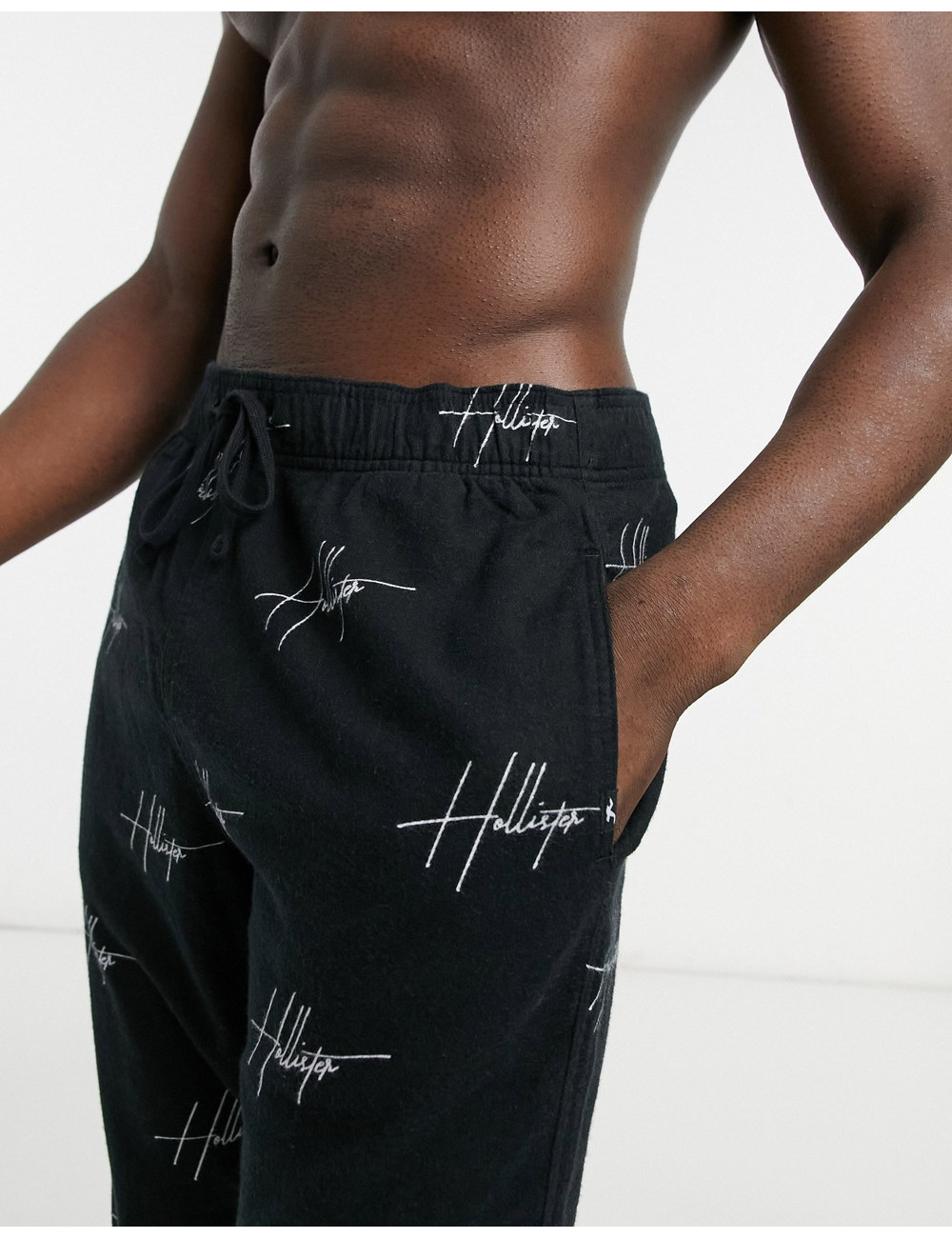 Hollister lounge joggers in...