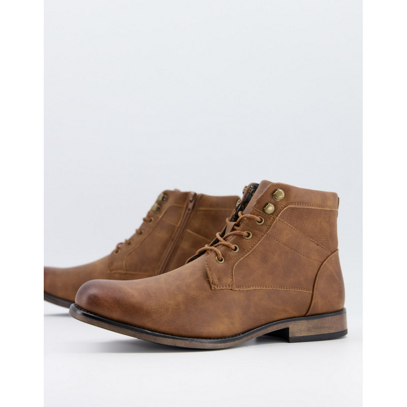 New Look chunky boot in brown