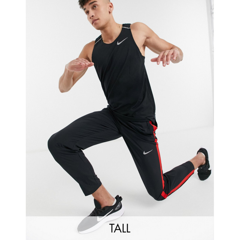 Nike Running Tall woven...