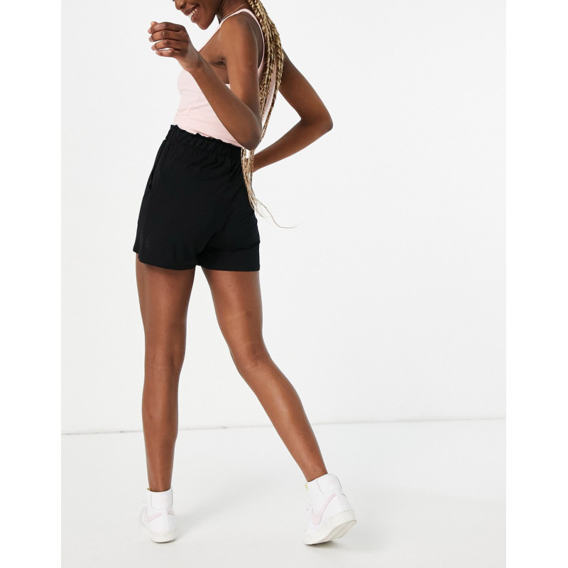 Pieces Tall shorts with...