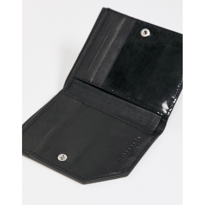 Urbancode leather fold wallet
