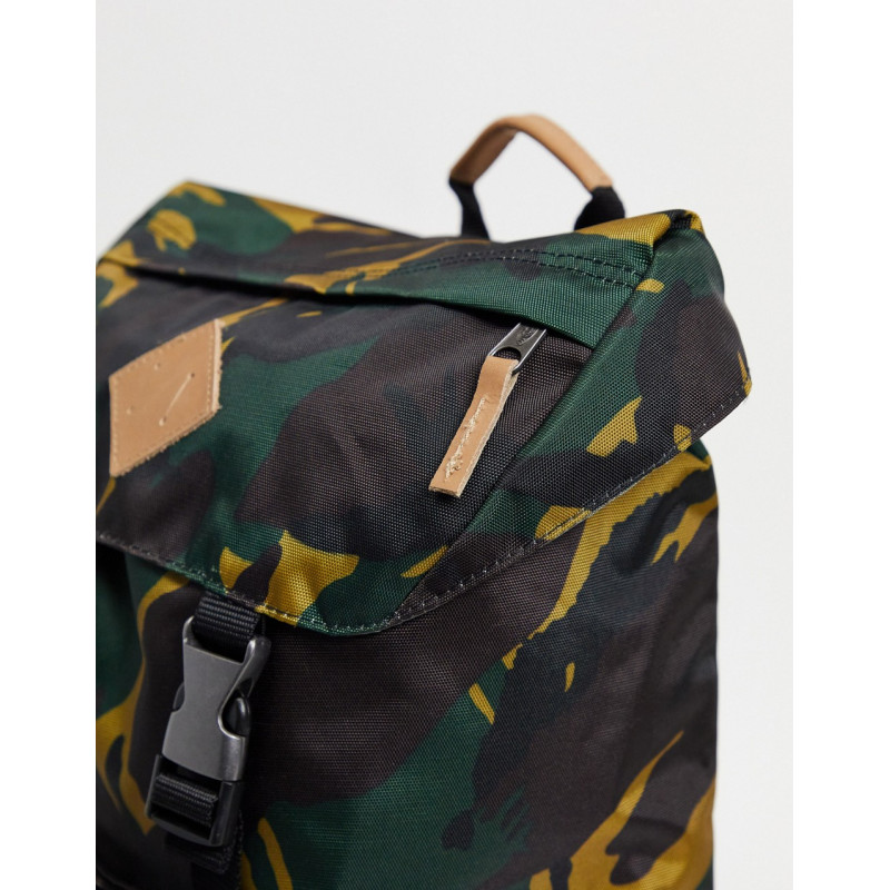 Eastpak rowlo backpack in camo