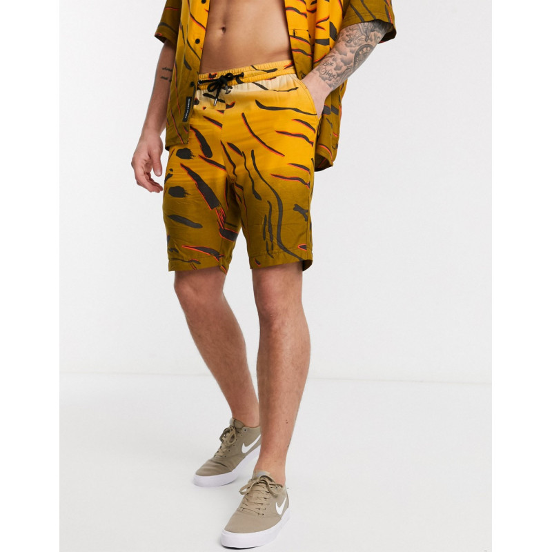 Native Youth co-ord short...