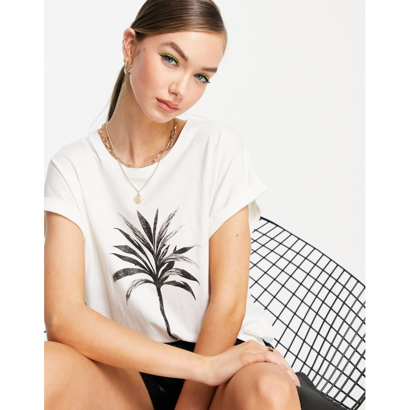 Mango palm leaf t-shirt in...