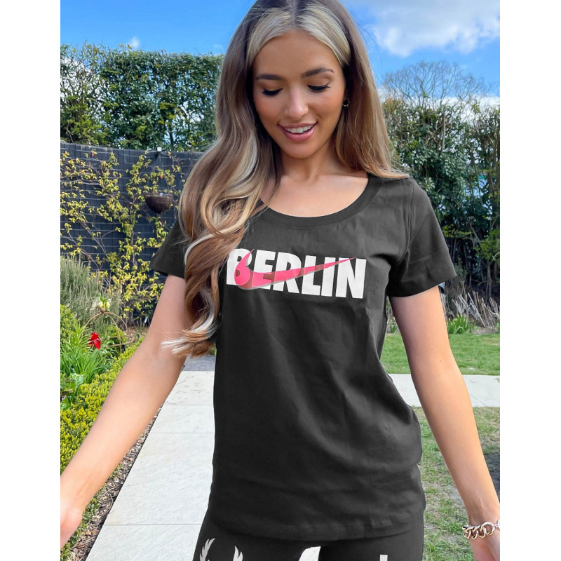 Nike Berlin City T-Shirt in...