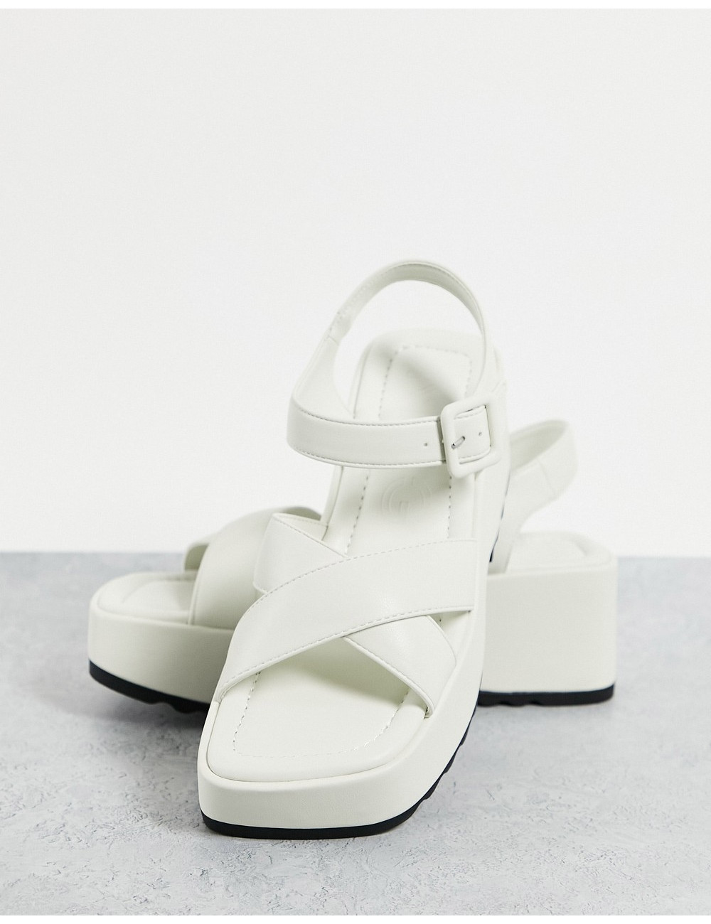 Mango flatform sandal in white