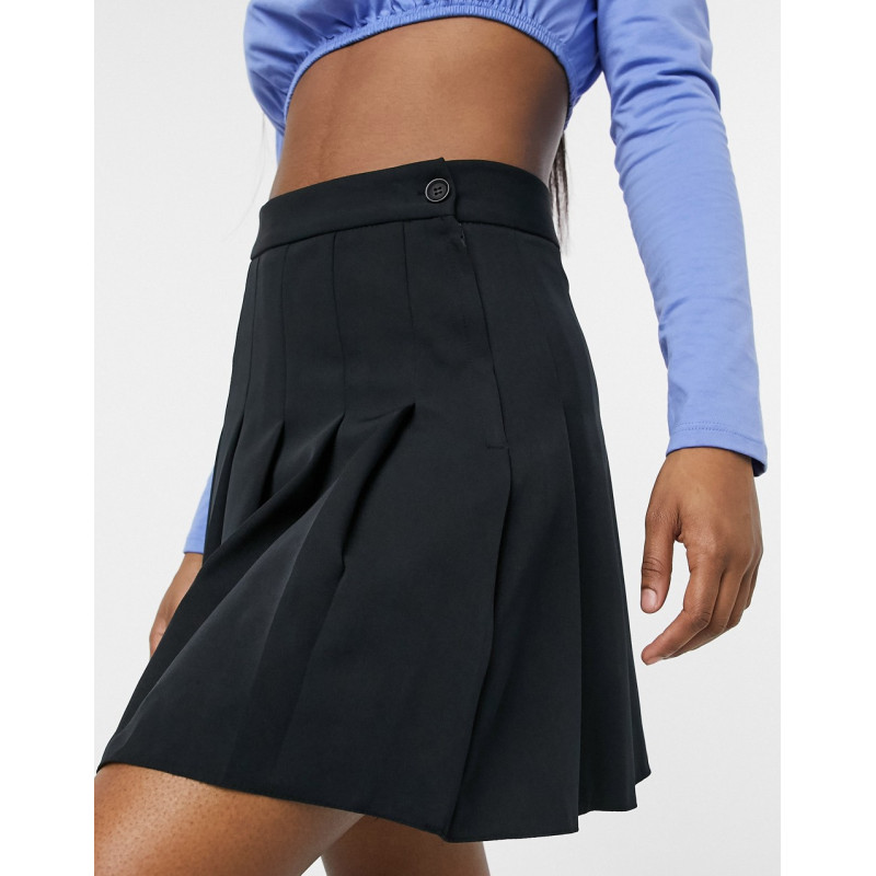 New Look pleated mini skirt...