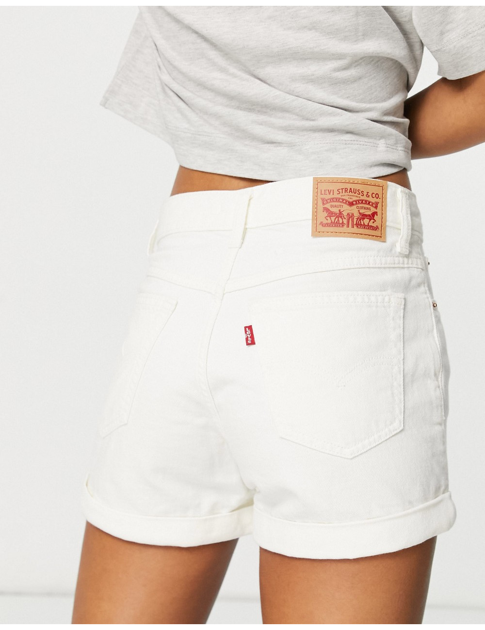 Levi's A-line mom shorts in...