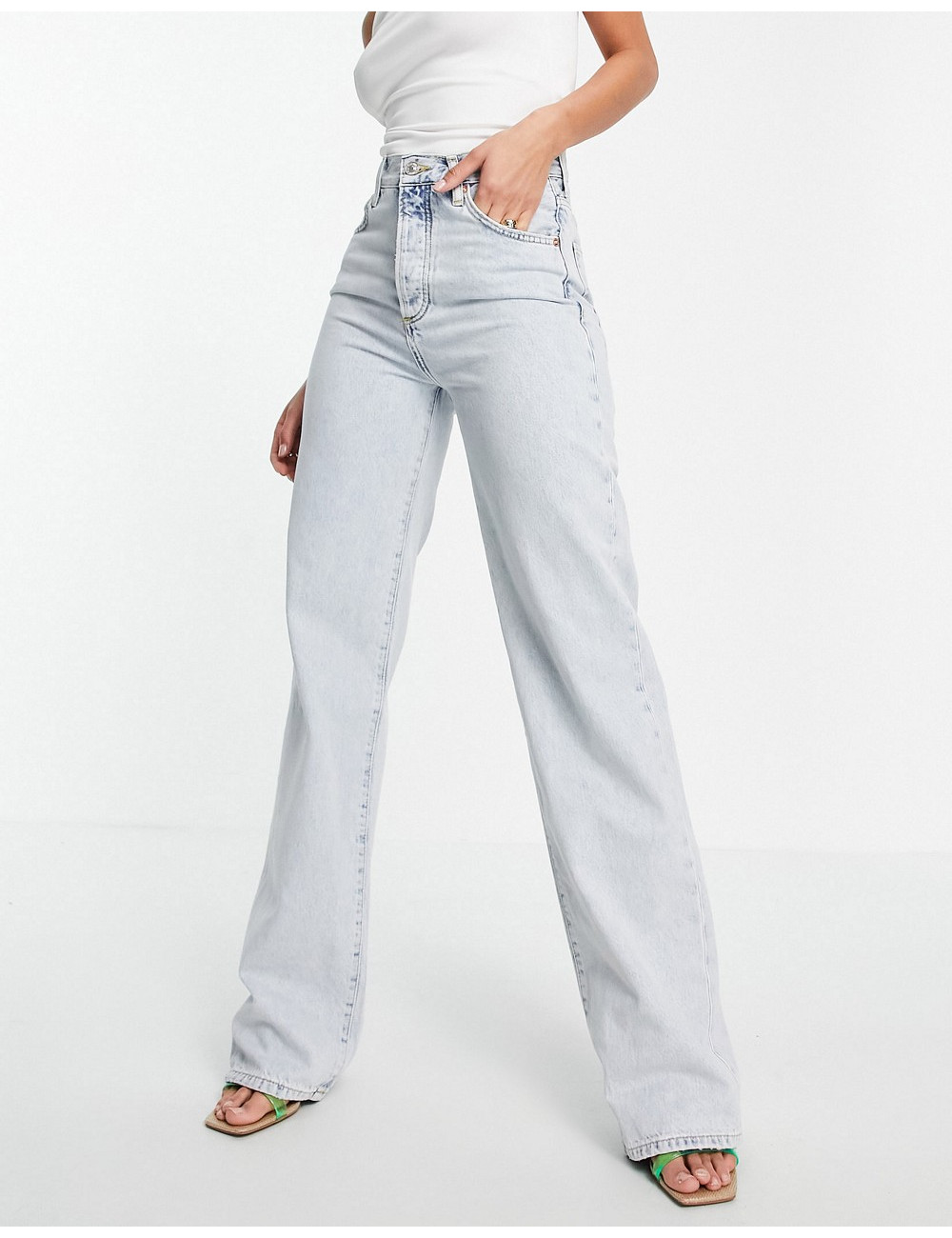 Mango 90s straight jeans in...