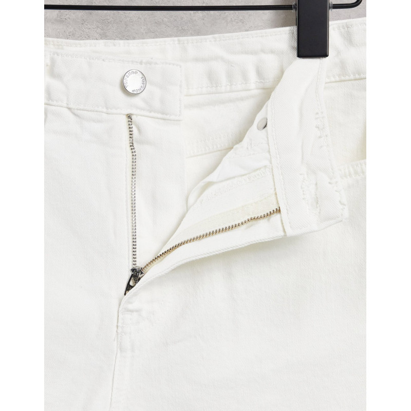 Topshop Mom tapered jeans...