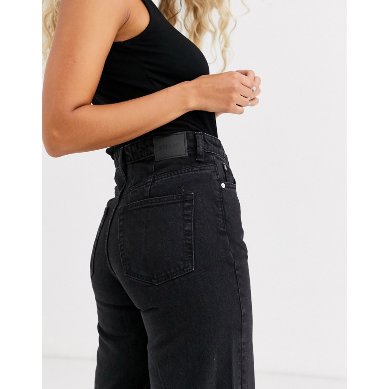 Weekday Ace wide leg jeans...