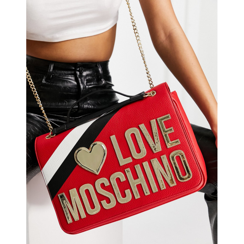 Love Moschino chain...
