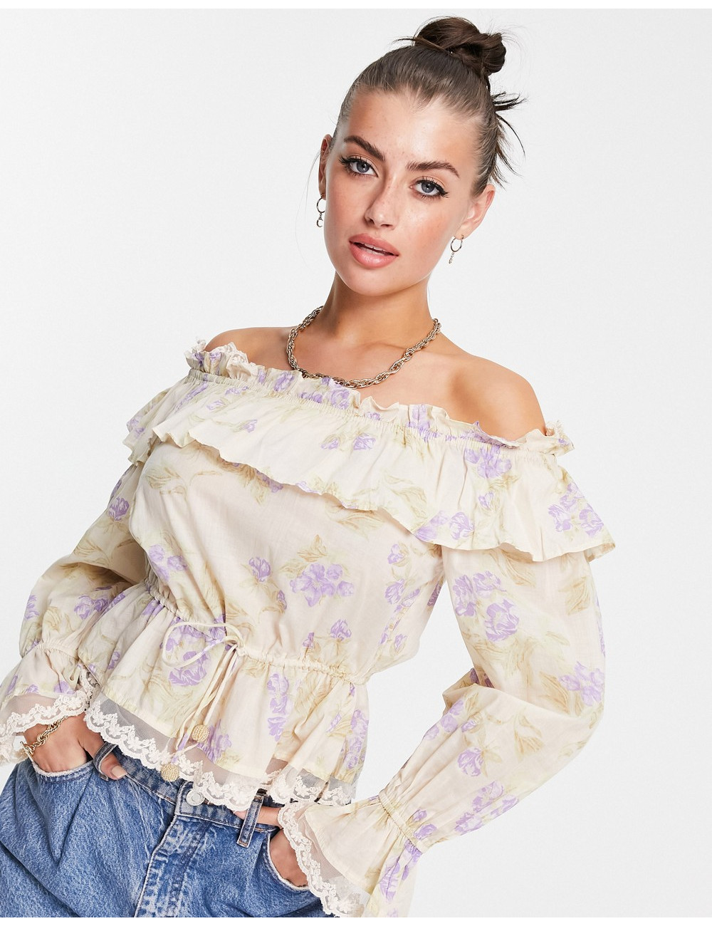 River Island floral frill...