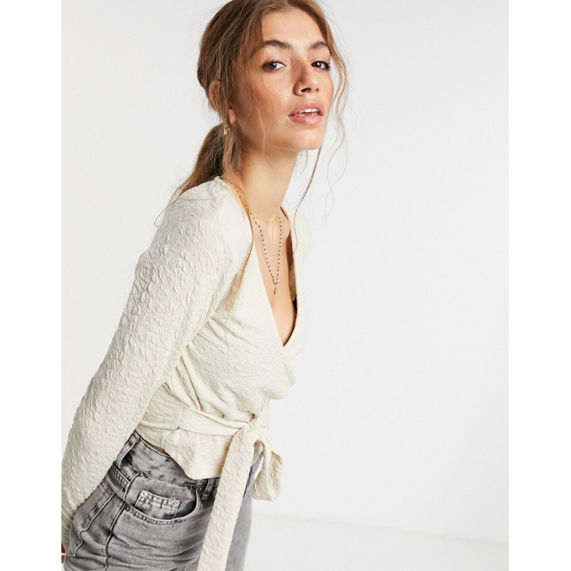 Pieces wrap textured top in...