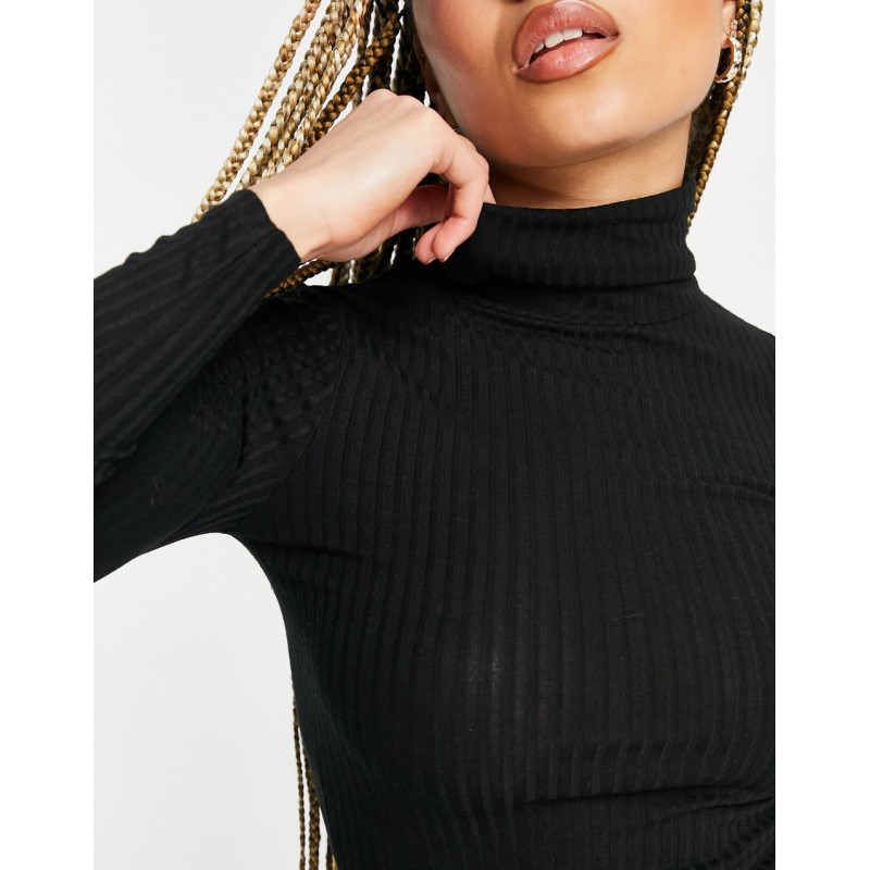 New Look rib roll neck in...