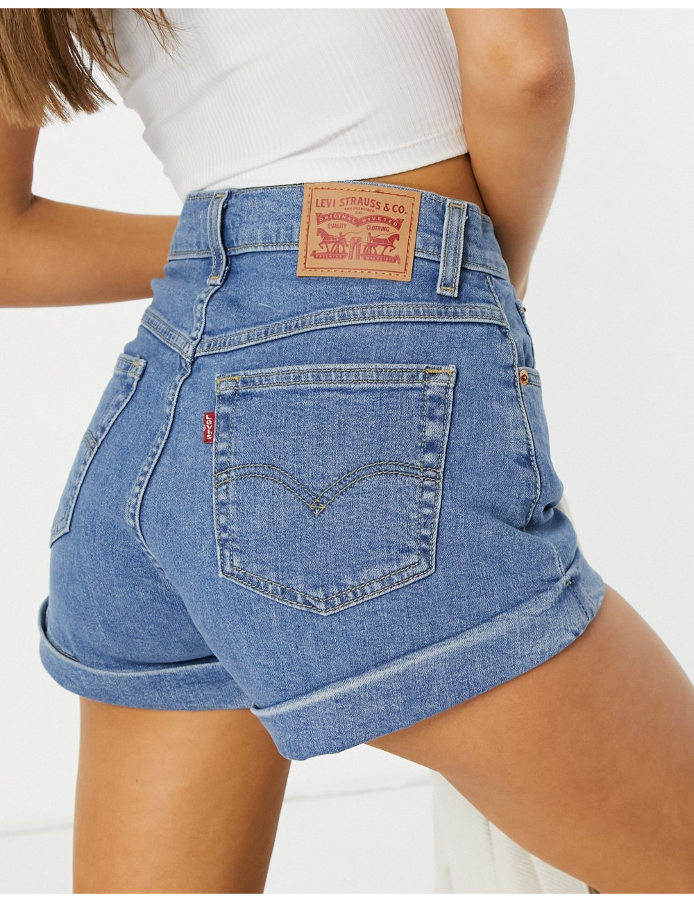 Levi's A-line mom short in...