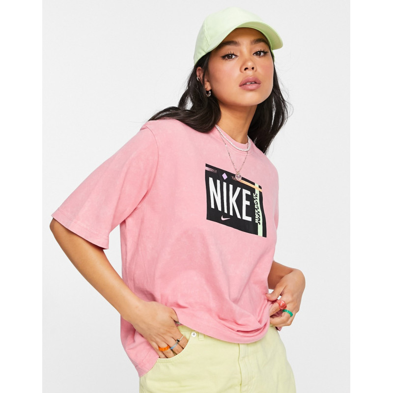 Nike washed t-shirt in neon...