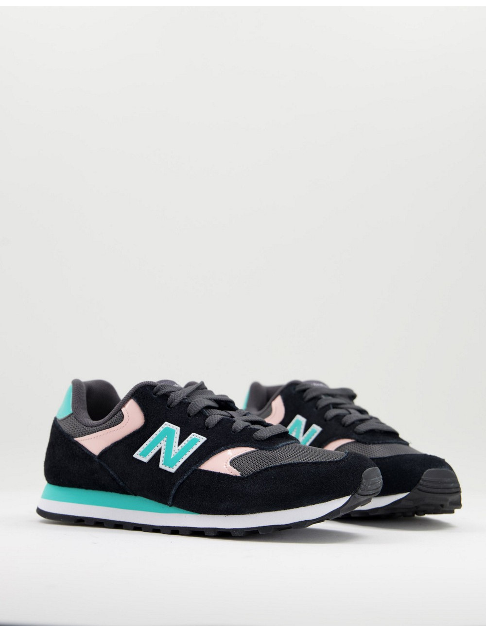 New Balance 393 trainers in...