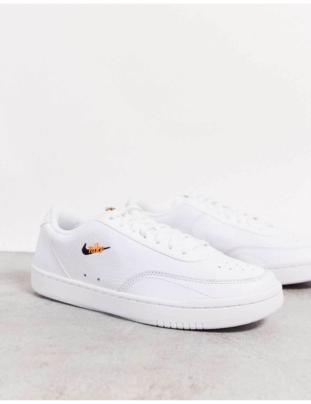 Nike Court Vision low in white