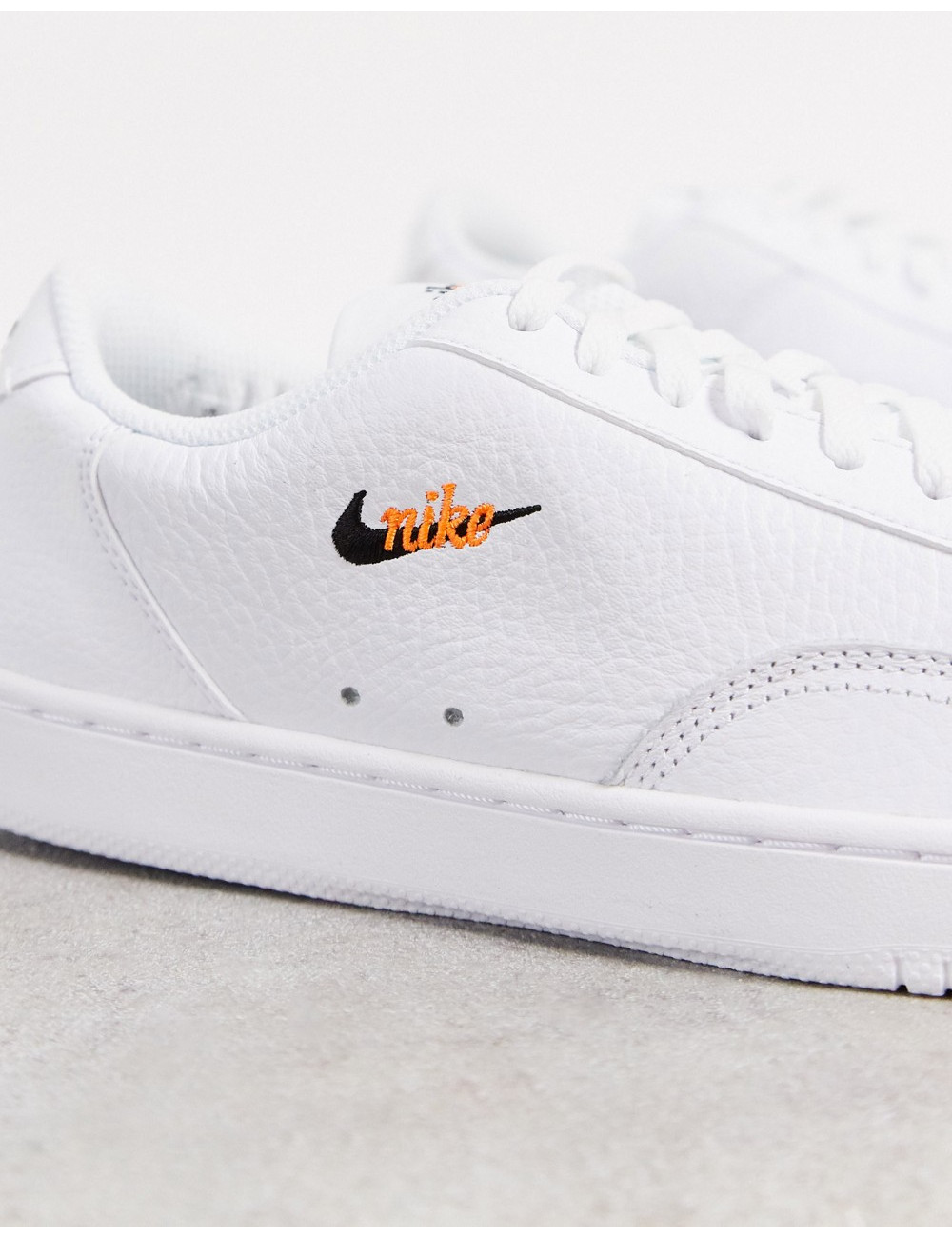 Nike Court Vision low in white