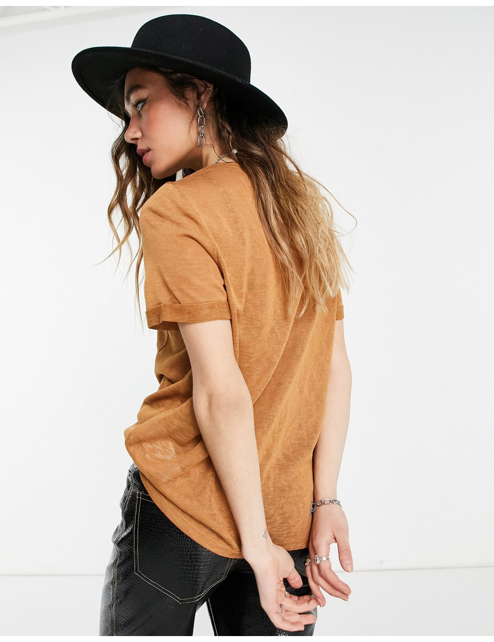 Object V neck t-shirt in brown