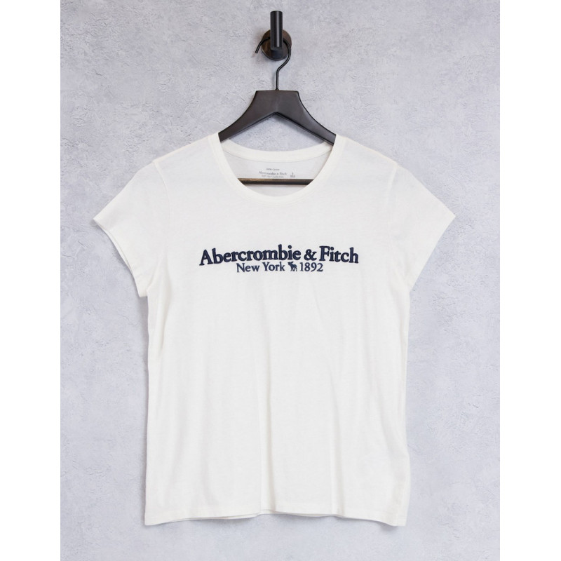 Abercrombie & Fitch short...
