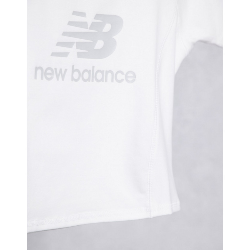 New Balance logo t-shirt in...