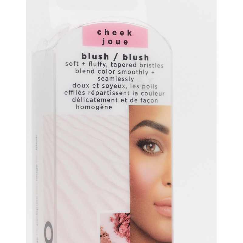 Real Techniques Blush Brush