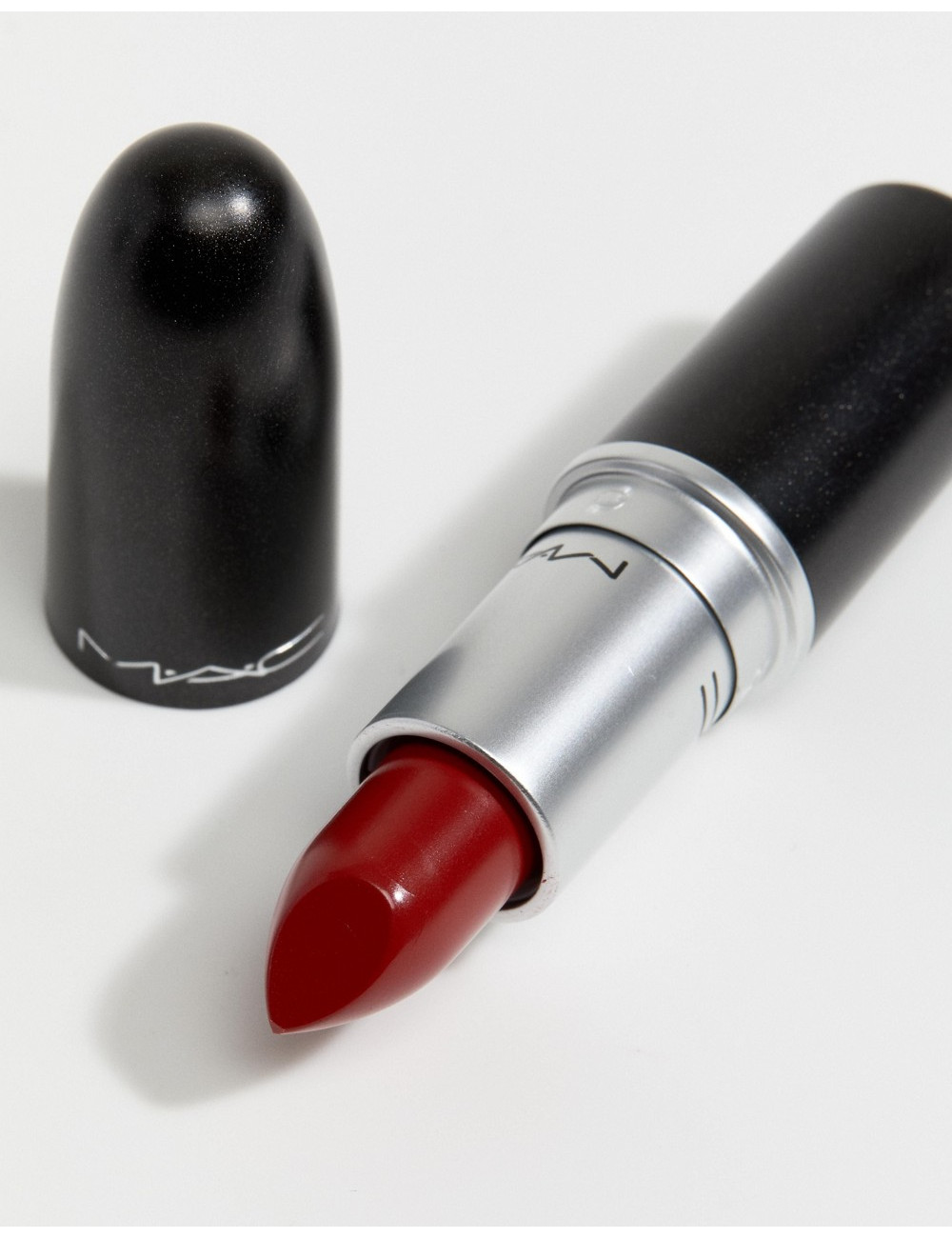 MAC Lustre Lipstick - Lady Bug