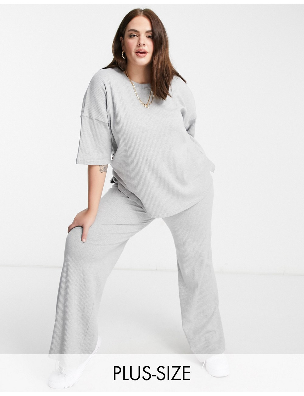 Missguided Plus t-shirt and...