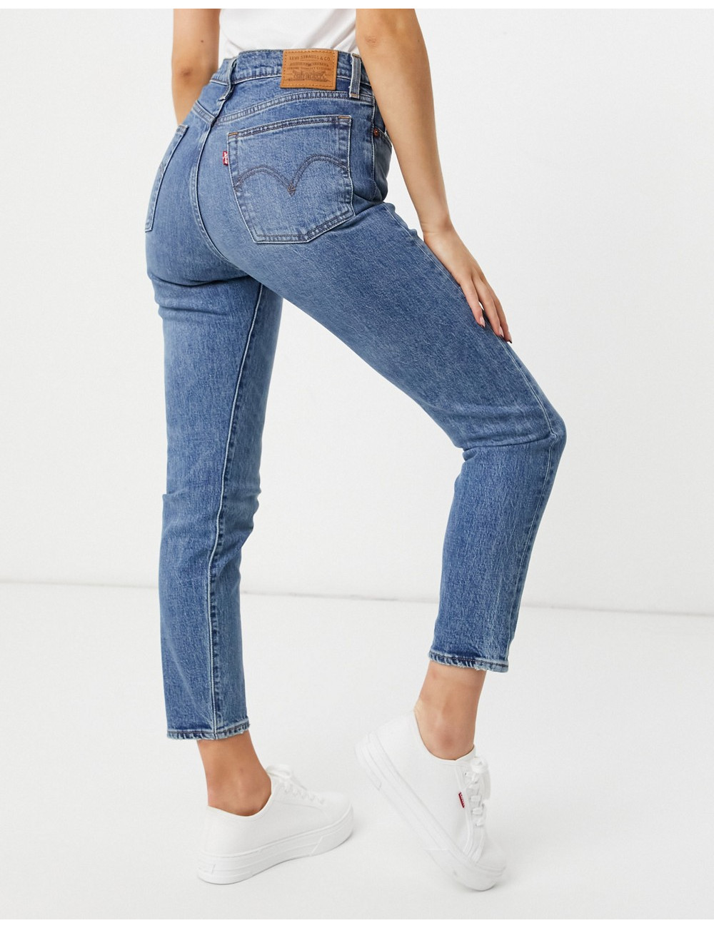 Levi's wedgie icon fit...
