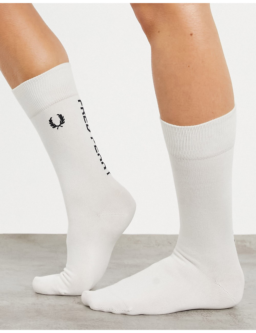 Fred Perry logo socks in white