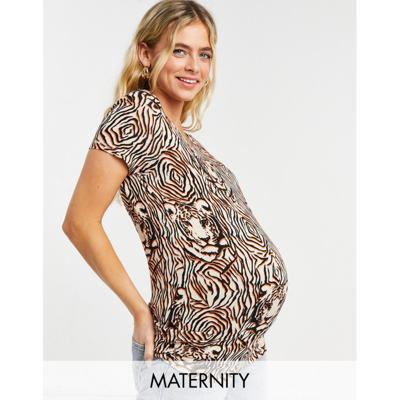 Mamalicious maternity...