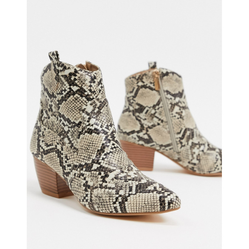 Oasis western ankle boots...