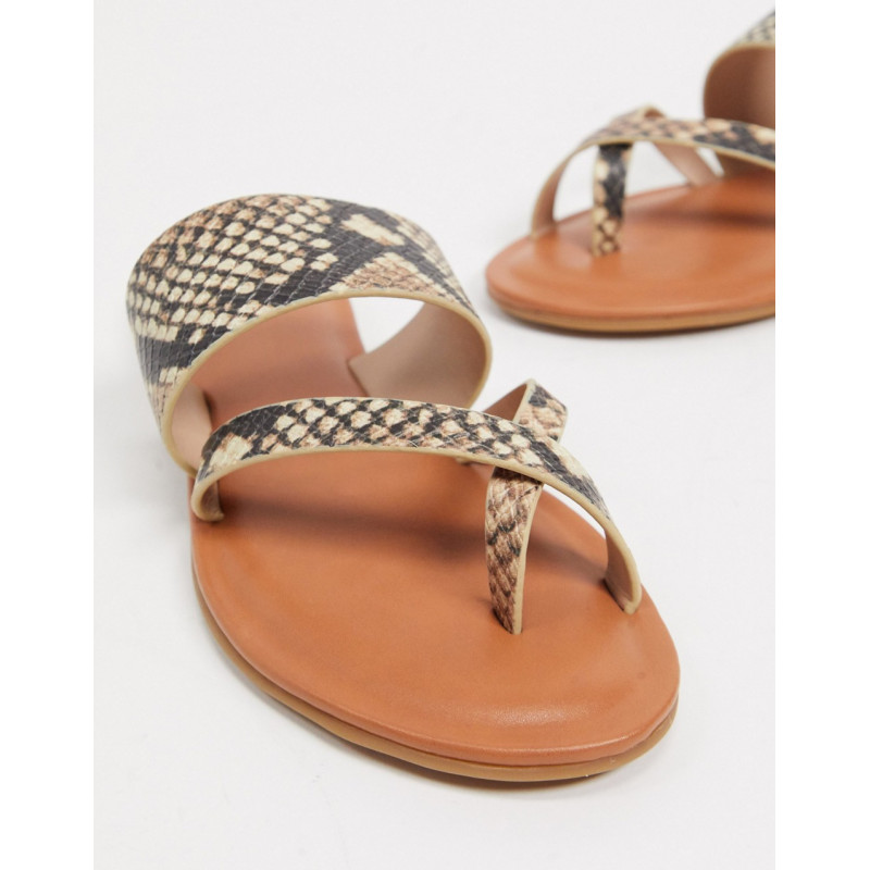 Aldo toe loop sandals in tan