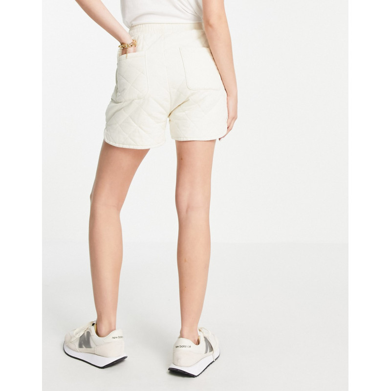 Waven quilted runner shorts...
