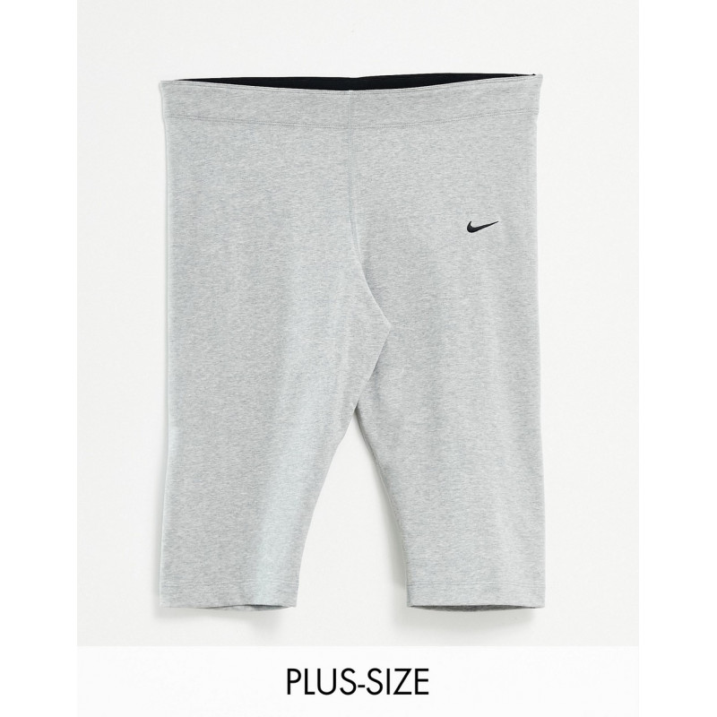 Nike Plus legging shorts in...